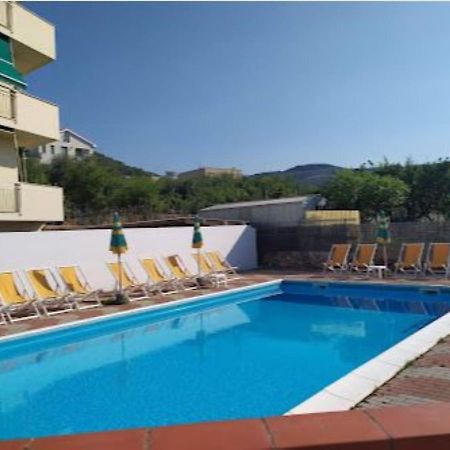 Babyaccommodation Stay In Family II Pietra Ligure Zewnętrze zdjęcie